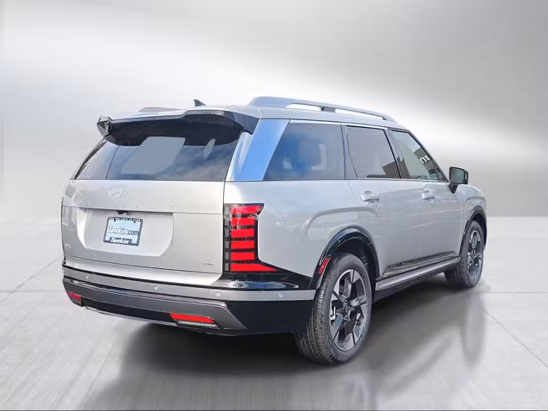 2027 Hyundai Palisade Hybrid Calligraphy - Image 3