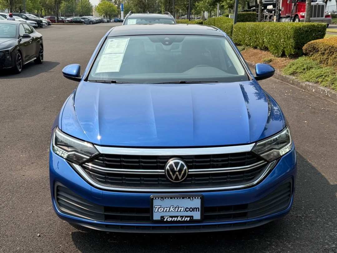 2024 Volkswagen Jetta 1.5T SE - Image 3