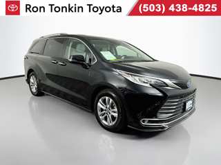 2022 Toyota Sienna Limited