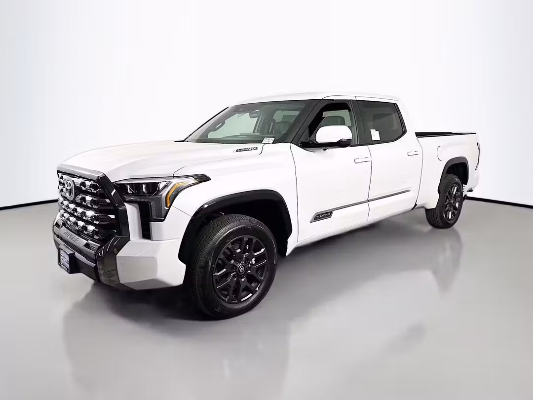 2026 Toyota Tundra Hybrid Platinum - Image 3