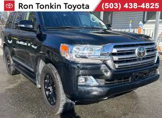 2017 Toyota Land Cruiser Base