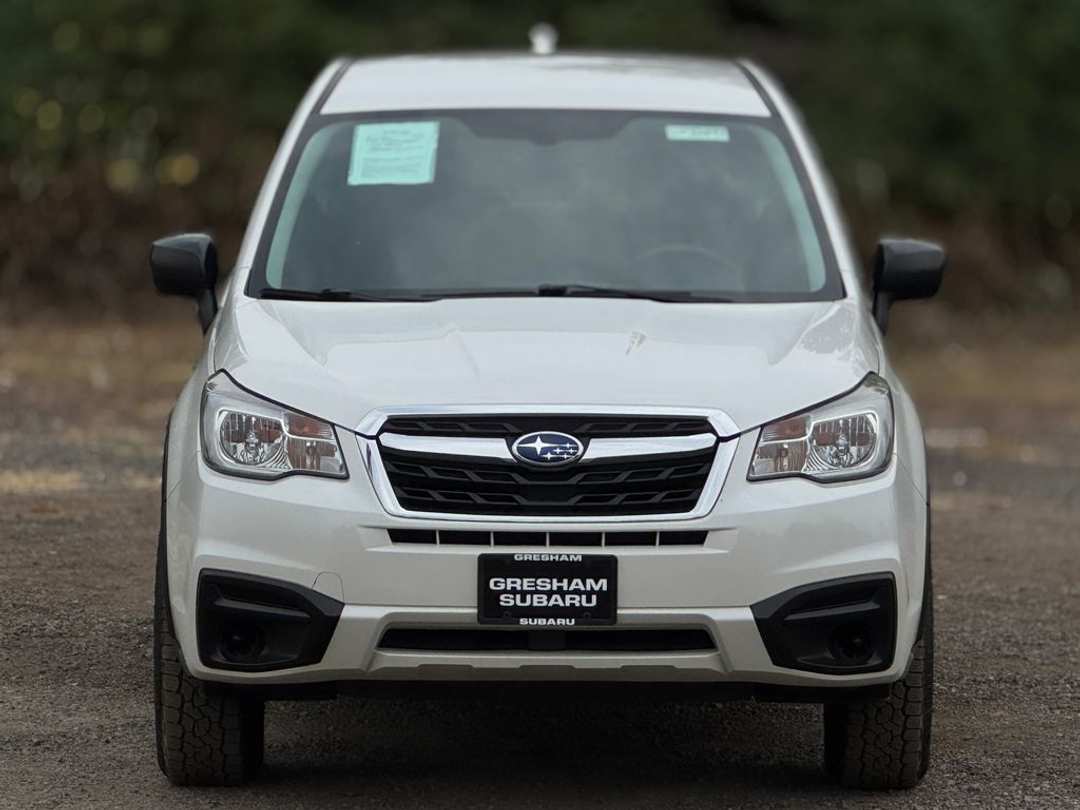 2017 Subaru Forester 2.5i - Image 2