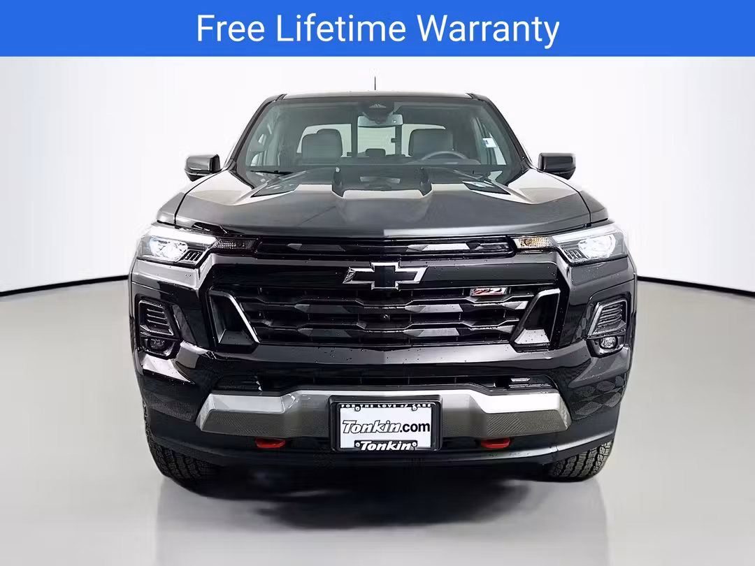 2026 Chevrolet Colorado Z71 - Image 2