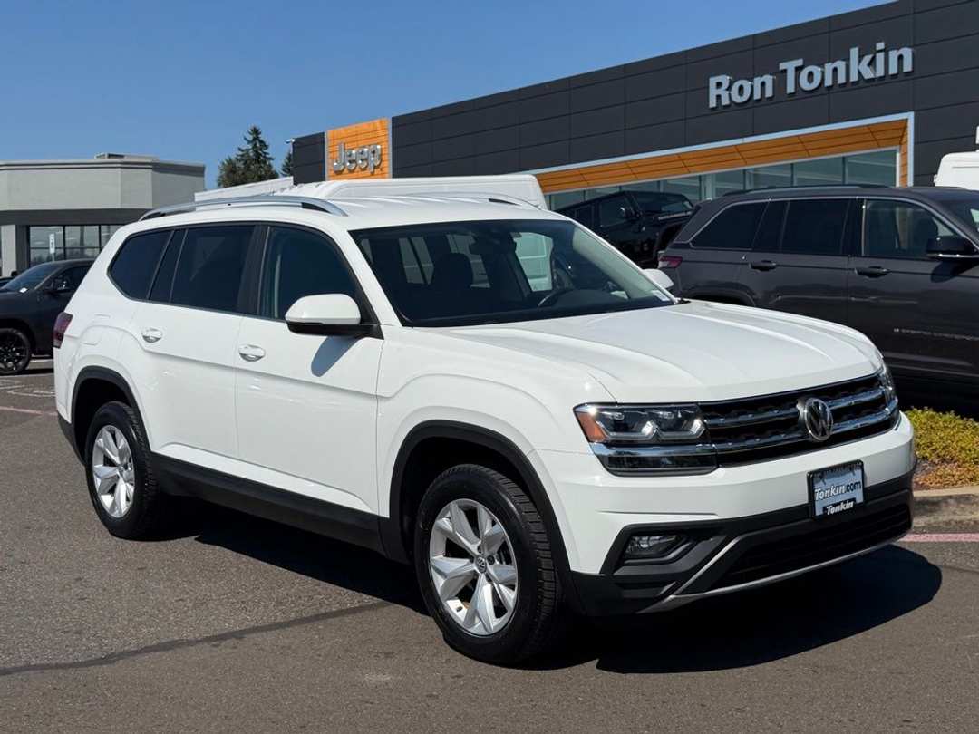 2019 Volkswagen Atlas 3.6L V6 SE - Image 2