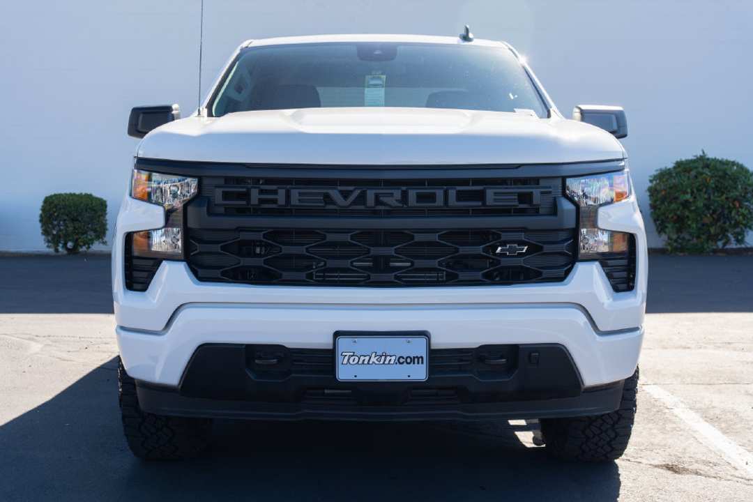 2026 Chevrolet Silverado 1500 Custom - Image 2