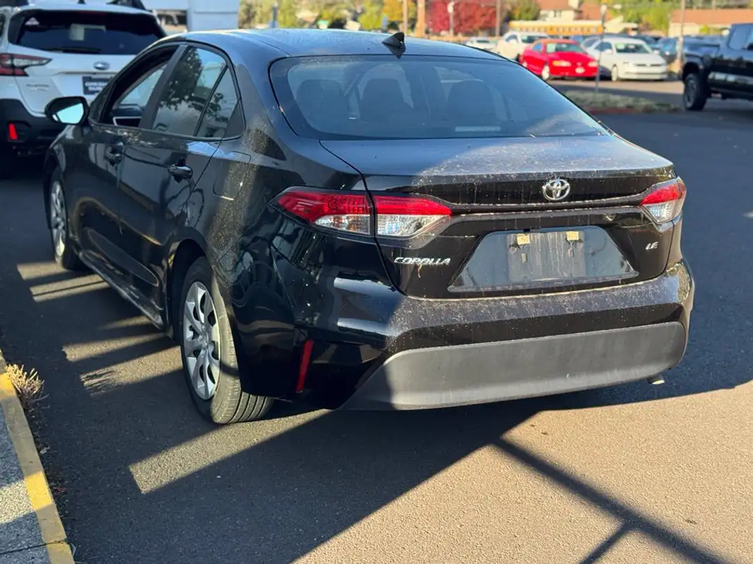 2025 Toyota Corolla LE - Image 2