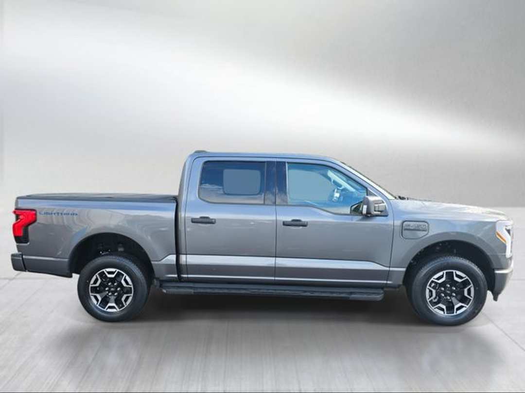 2023 Ford F-150 Lightning XLT - Image 2