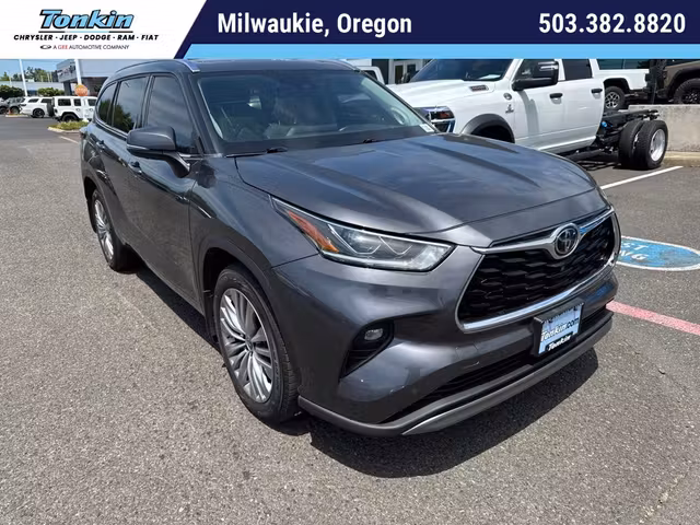 2022 Toyota Highlander Platinum