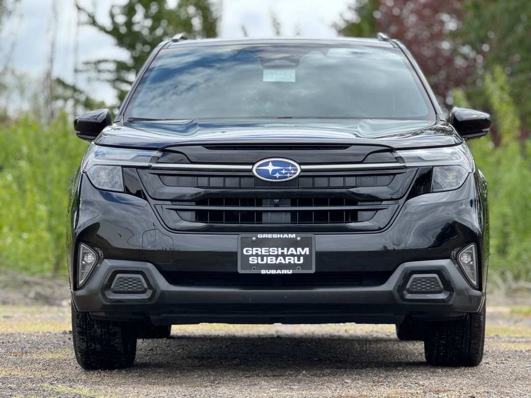 2025 Subaru Forester Touring - Image 2