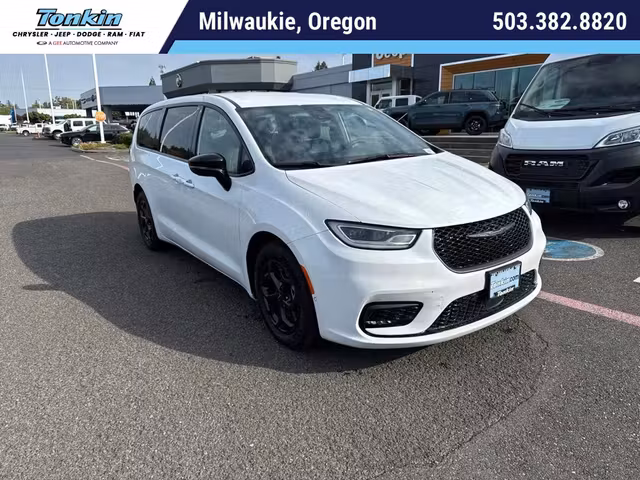2024 Chrysler Pacifica Hybrid Select S Appearance