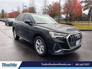 2022 Audi Q3 Premium Plus