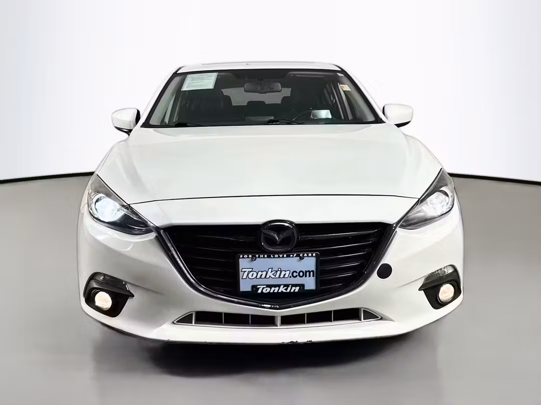 2014 MAZDA Mazda3 s Grand Touring - Image 2