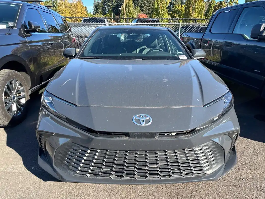 2025 Toyota Camry SE - Image 2