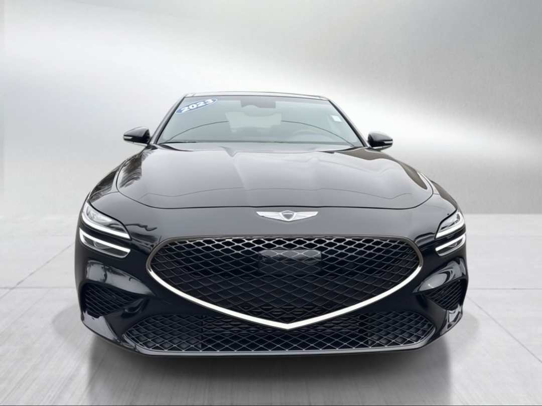 2023 Genesis G70 2.0T - Image 2