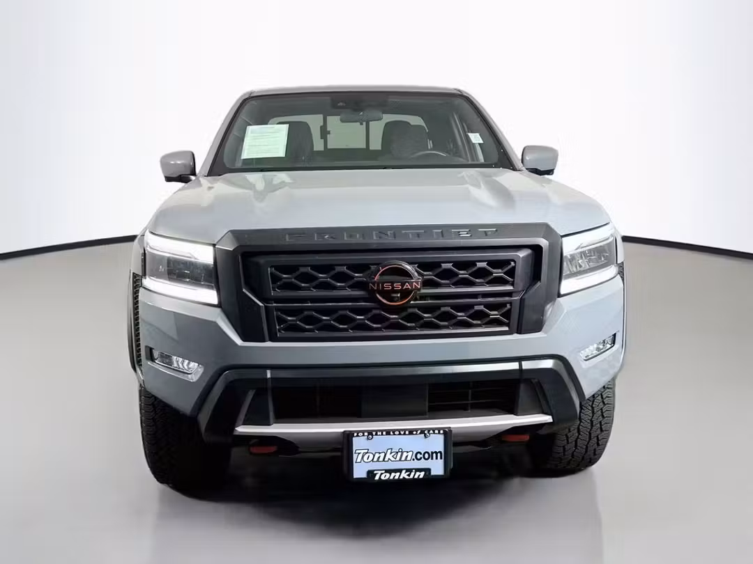 2024 Nissan Frontier PRO4X - Image 3