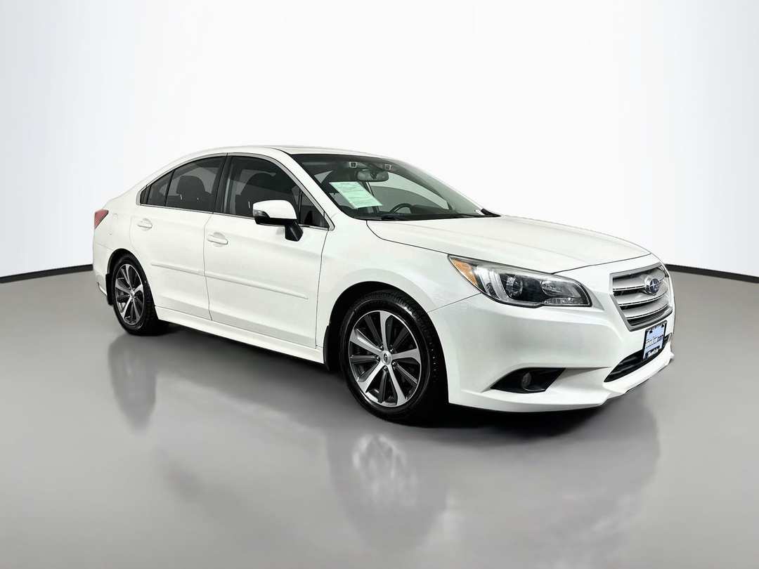 Used 2016 Subaru Legacy 2.5i Limited with VIN 4S3BNAN61G3010977 for sale in Gladstone, OR