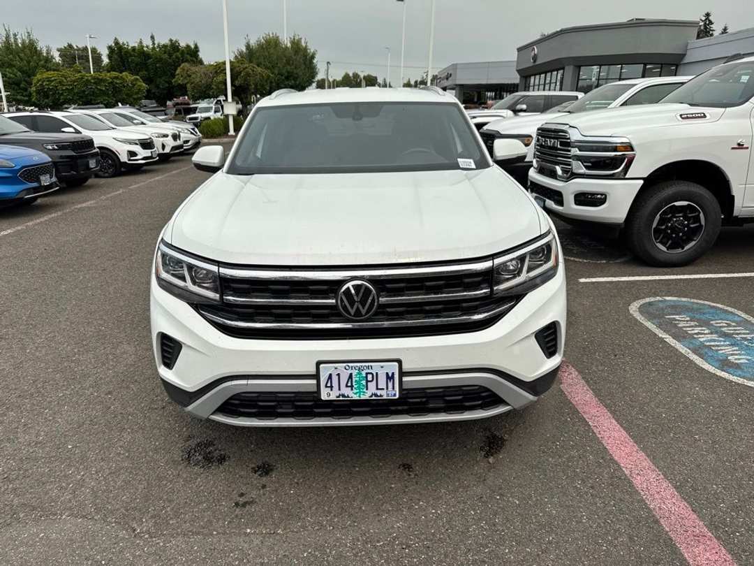 2023 Volkswagen Atlas Cross Sport 2.0T SE - Image 2