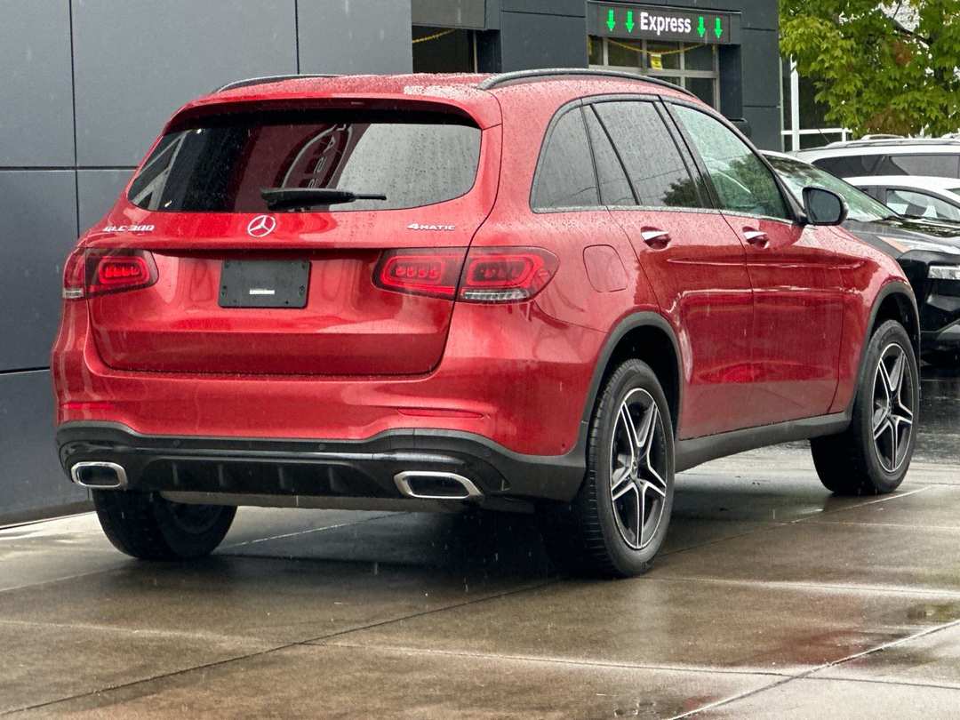 2021 Mercedes-Benz GLC GLC 300 - Image 3