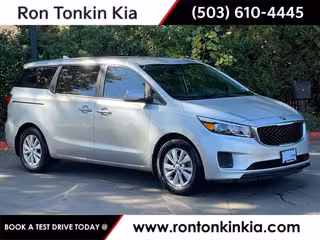 2017 Kia Sedona L