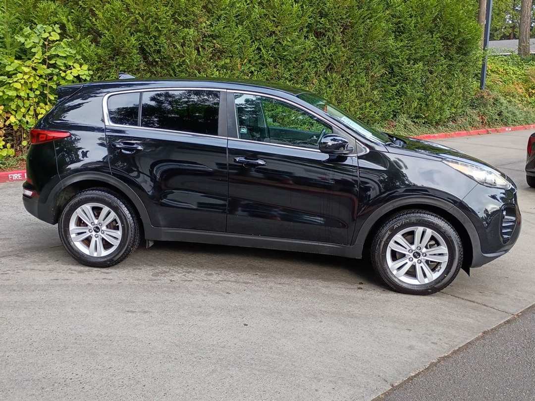2018 Kia Sportage LX - Image 3