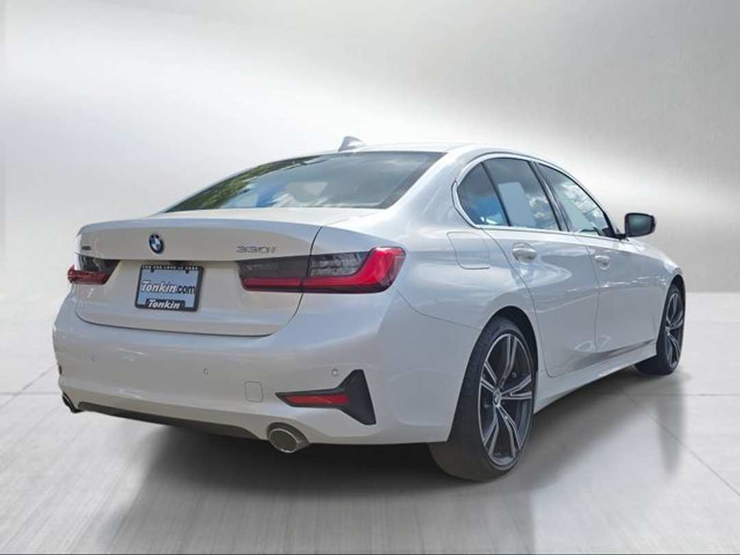 2021 BMW 3 Series 330i xDrive - Image 3