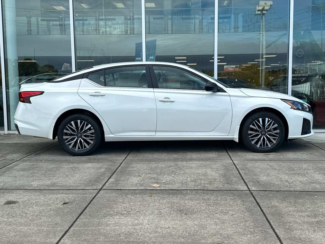 2026 Nissan Altima 2.5 SV - Image 3