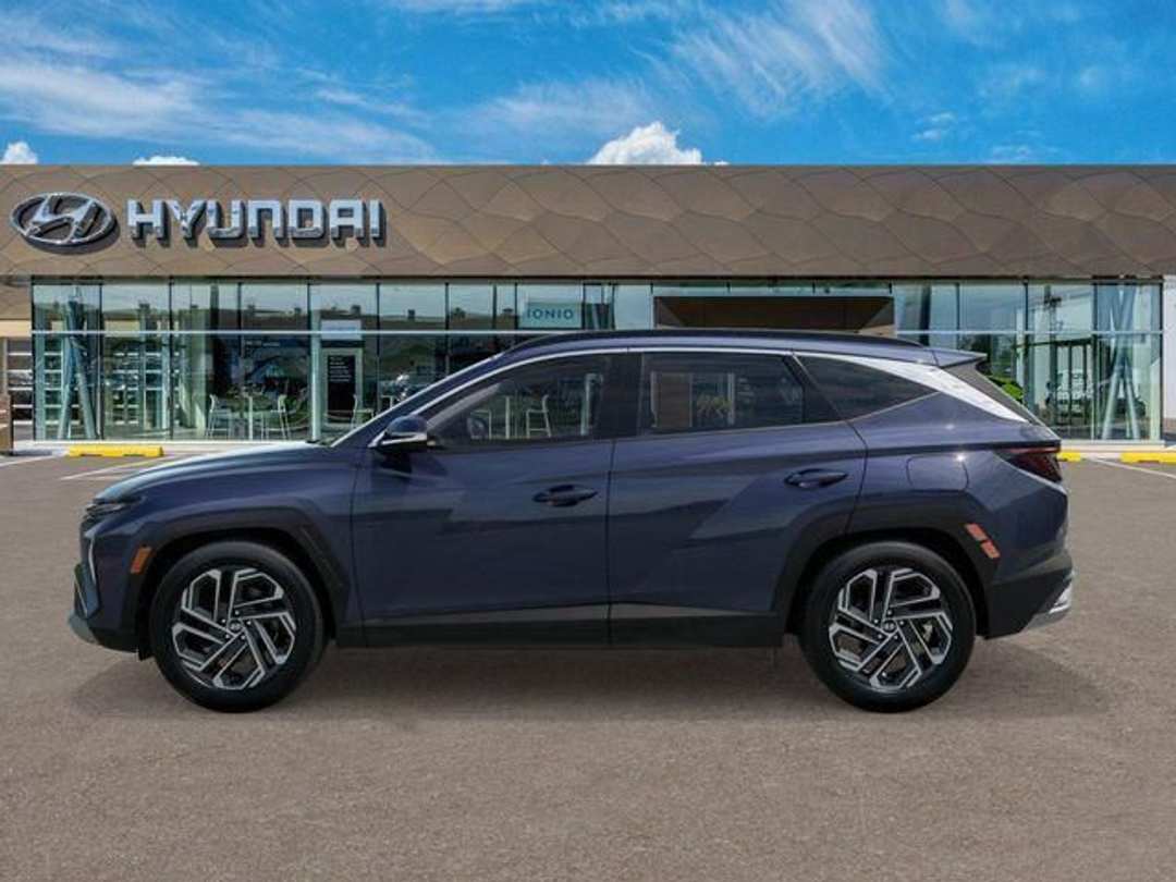 2026 Hyundai Tucson Hybrid Limited - Image 3