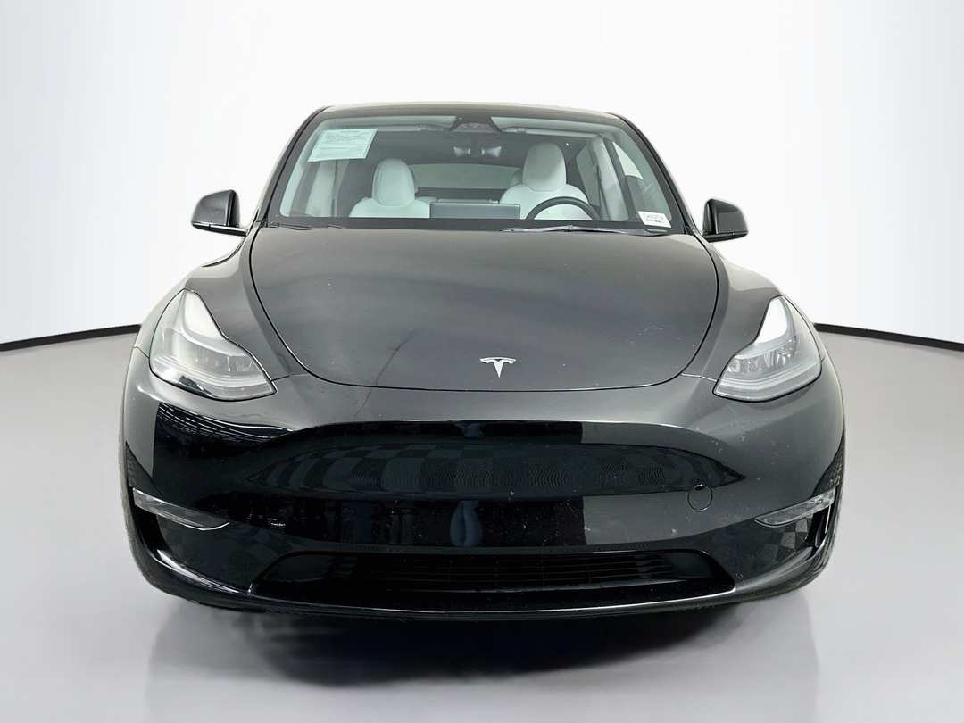2023 Tesla Model Y Performance - Image 2