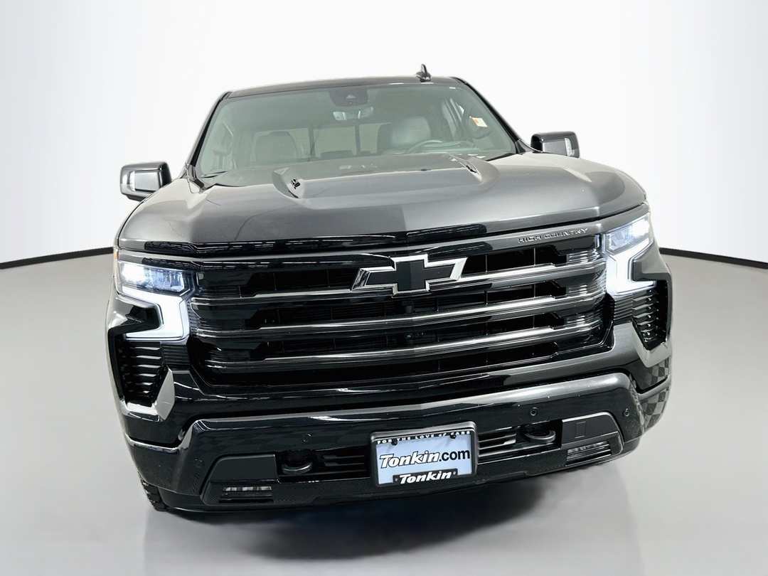 2024 Chevrolet Silverado 1500 High Country - Image 2