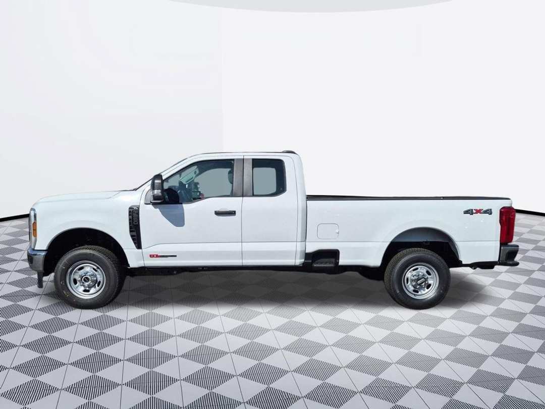 2027 Ford F-250Sd XL - Image 2