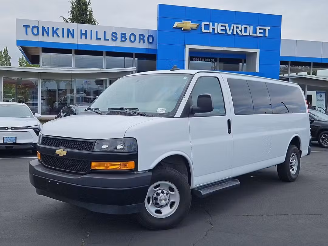 2023 Chevrolet Express 3500 LS - Image 2