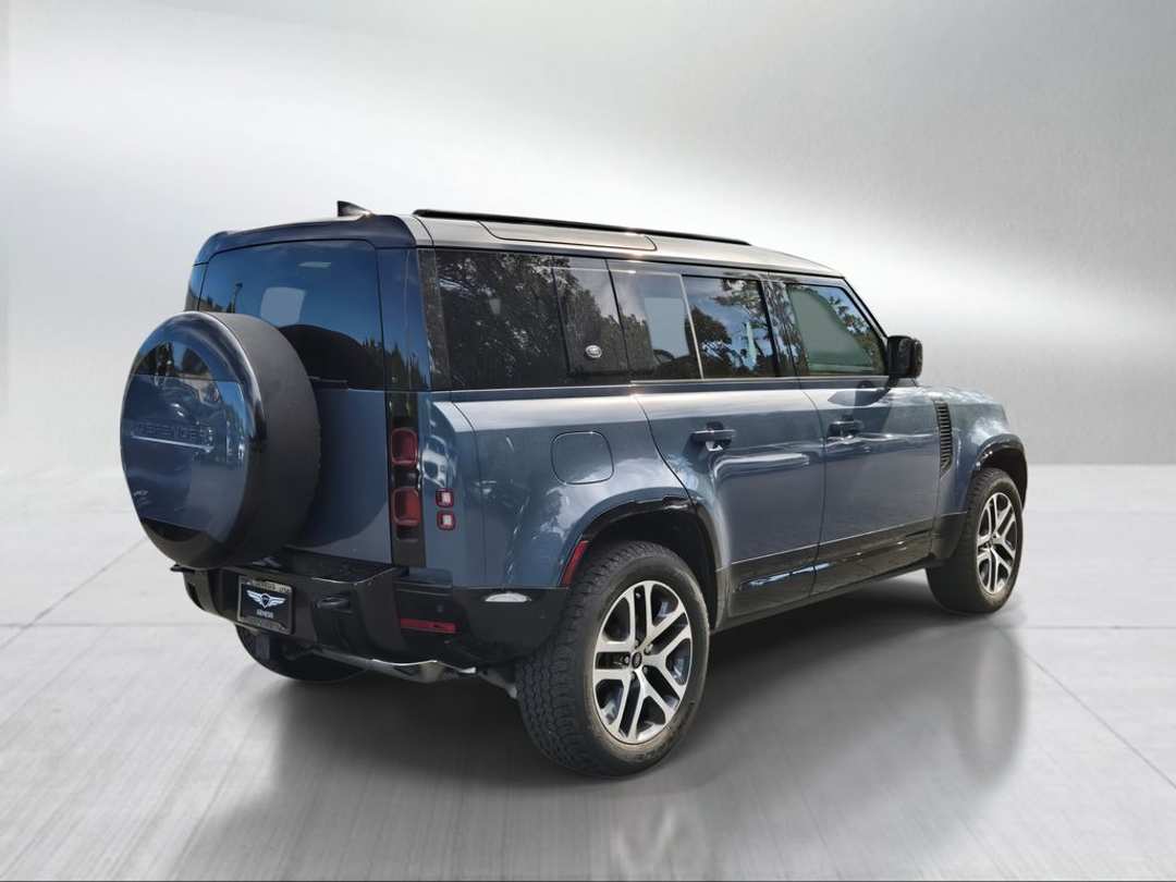 2024 Land Rover Defender 110 XDynamic SE - Image 3