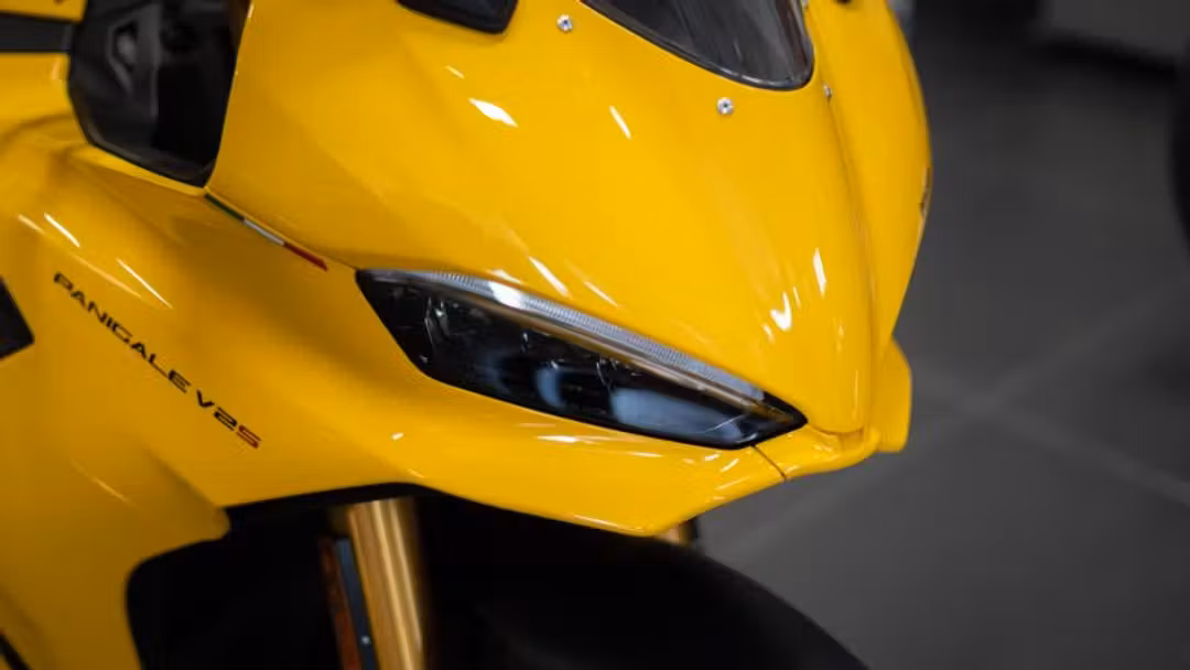 2026 Ducati Panigale V2S - Image 2