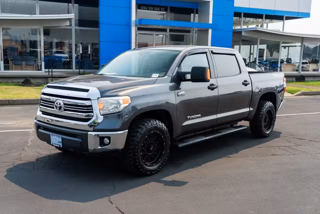 2016 Toyota Tundra SR5