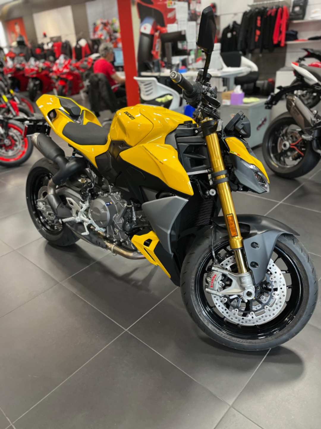 2026 Ducati Streetfighter V2S - Image 2