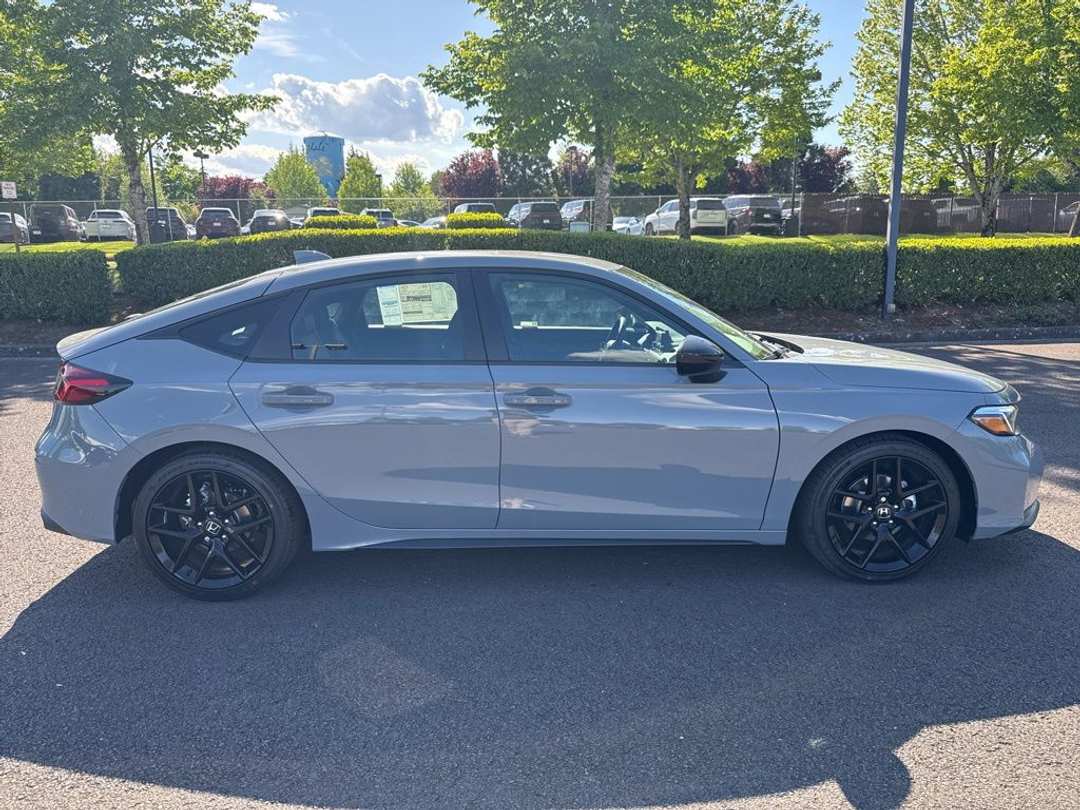 2026 Honda Civic Sport - Image 2
