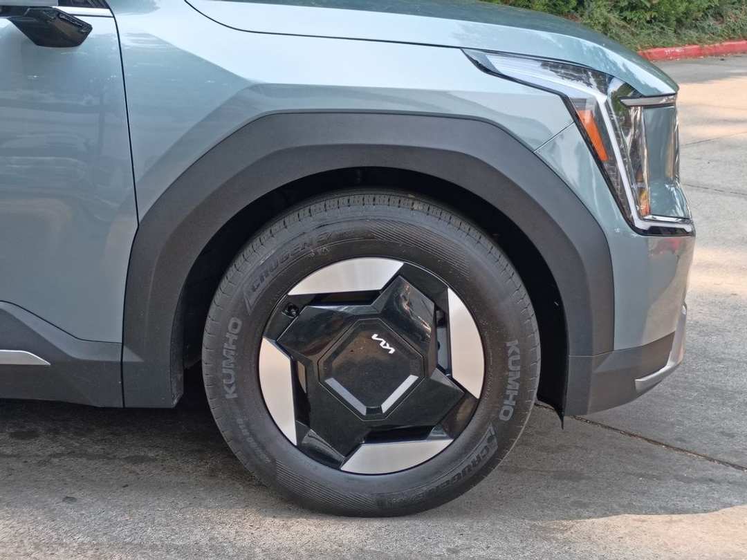 2024 Kia Ev9 Wind - Image 2