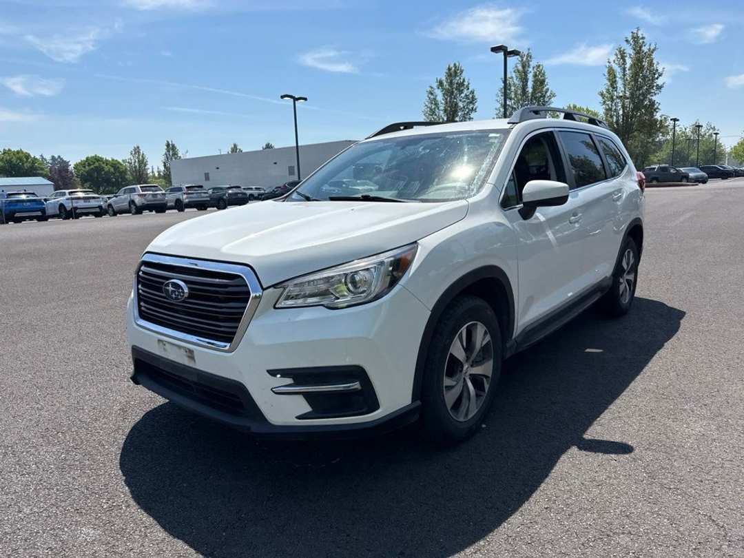 2022 Subaru Ascent Premium - Image 3