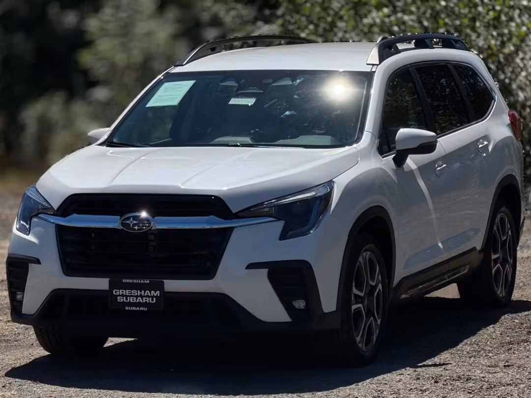 2023 Subaru Ascent Limited - Image 3