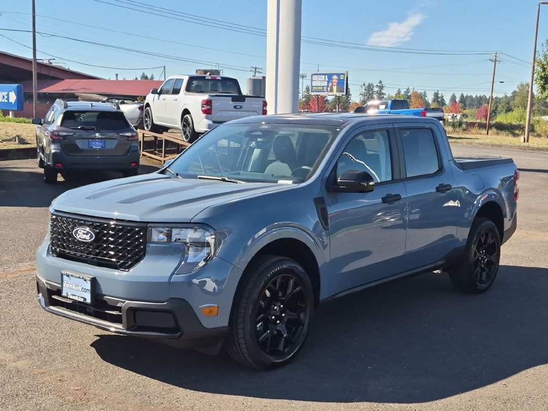 2026 Ford Maverick XLT - Image 2