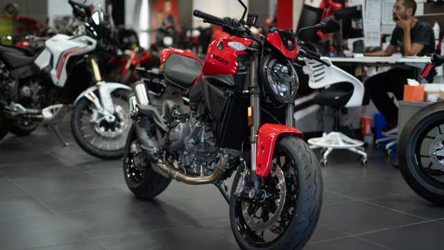 2026 Ducati Monster Plus V2