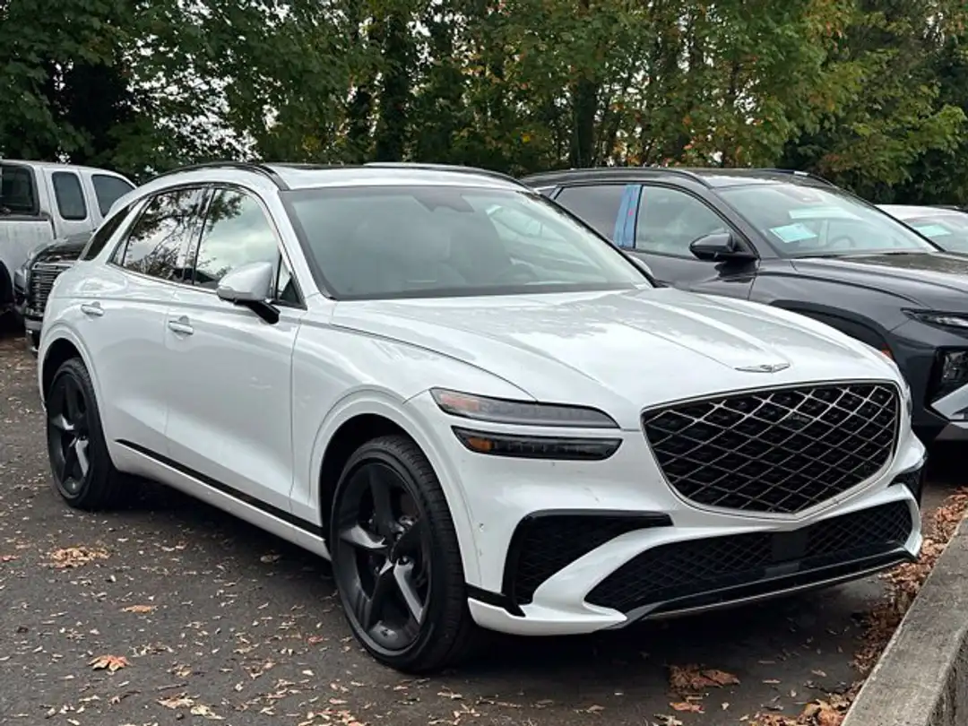 2026 Genesis Gv70 3.5T Sport Prestige - Image 2
