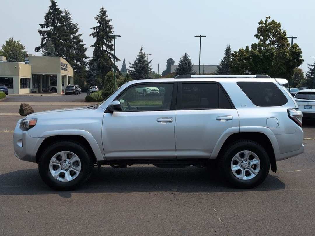 2021 Toyota 4Runner SR5 - Image 2