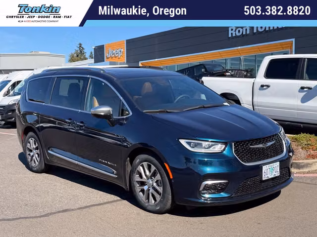 2023 Chrysler Pacifica Hybrid Pinnacle