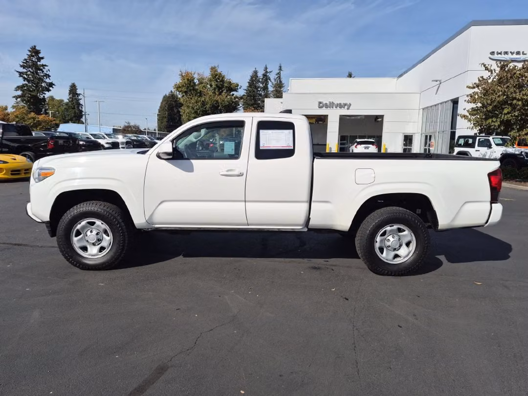 2021 Toyota Tacoma SR - Image 3