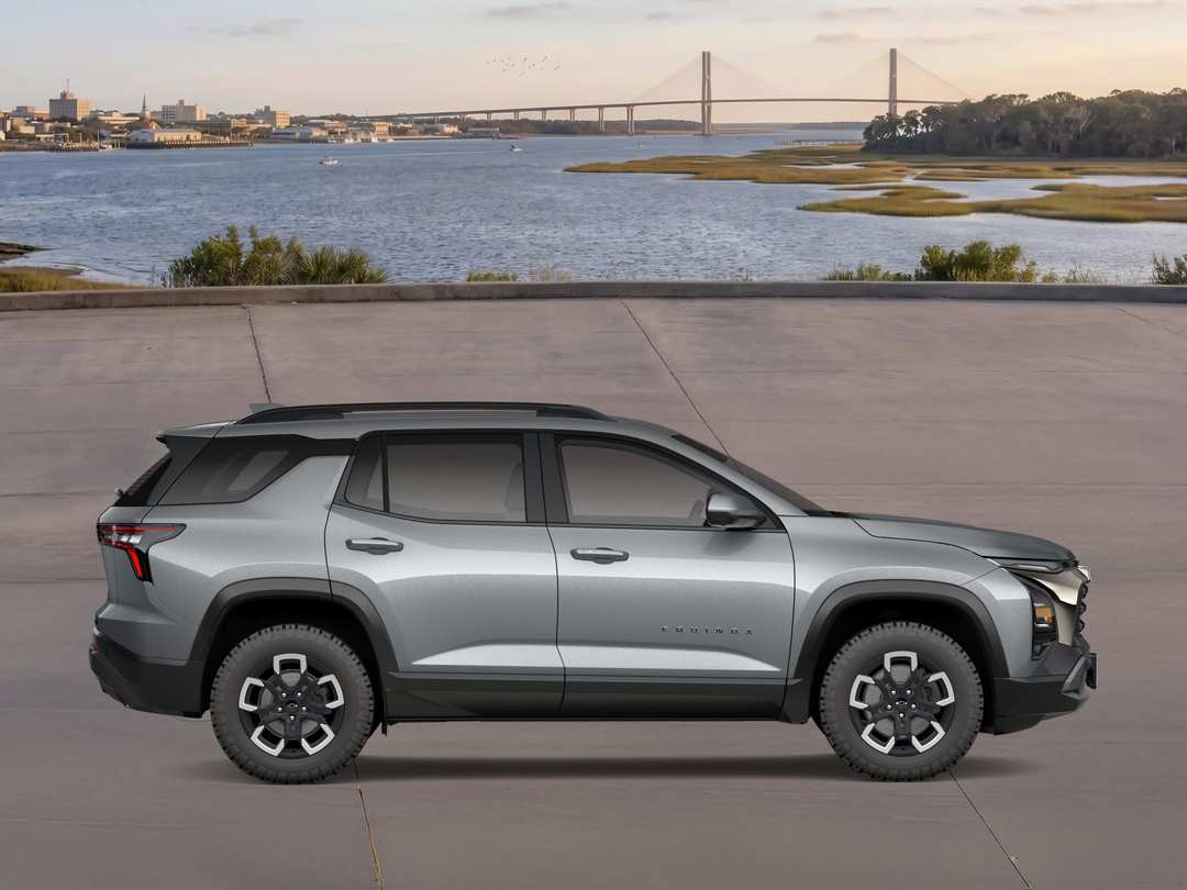 2027 Chevrolet Equinox ACTIV - Image 3