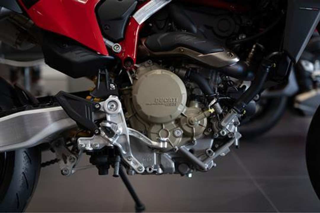 2025 Ducati Hym698 - Image 2