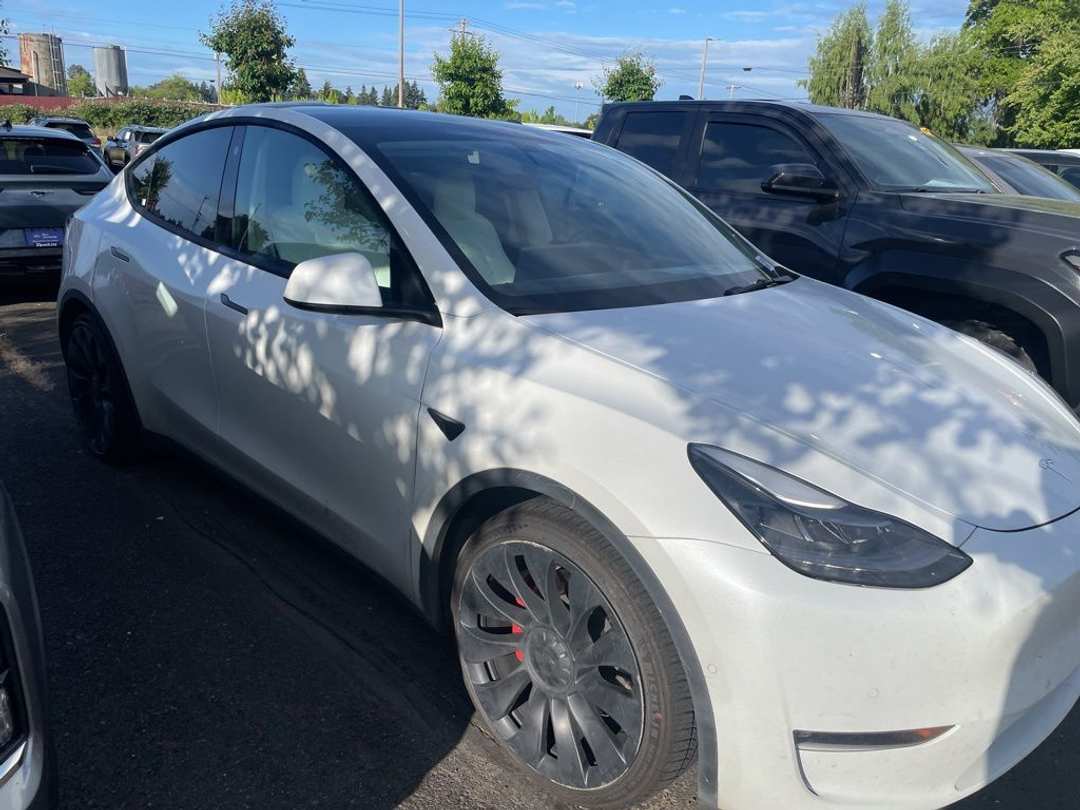 2022 Tesla Model Y Performance - Image 3