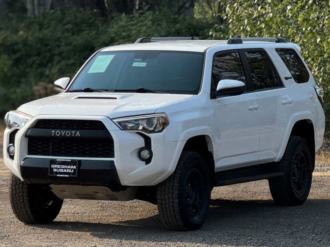2016 Toyota 4Runner TRD Pro - Image 3
