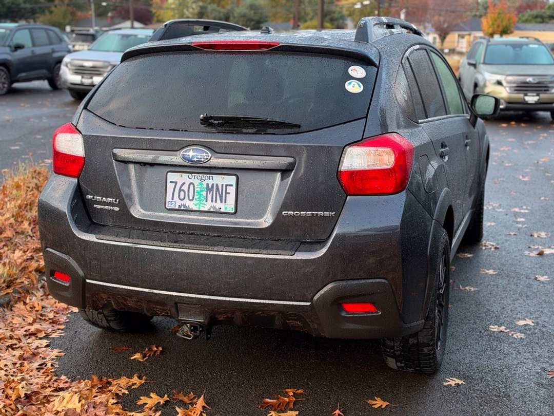 2017 Subaru Crosstrek 2.0i - Image 2